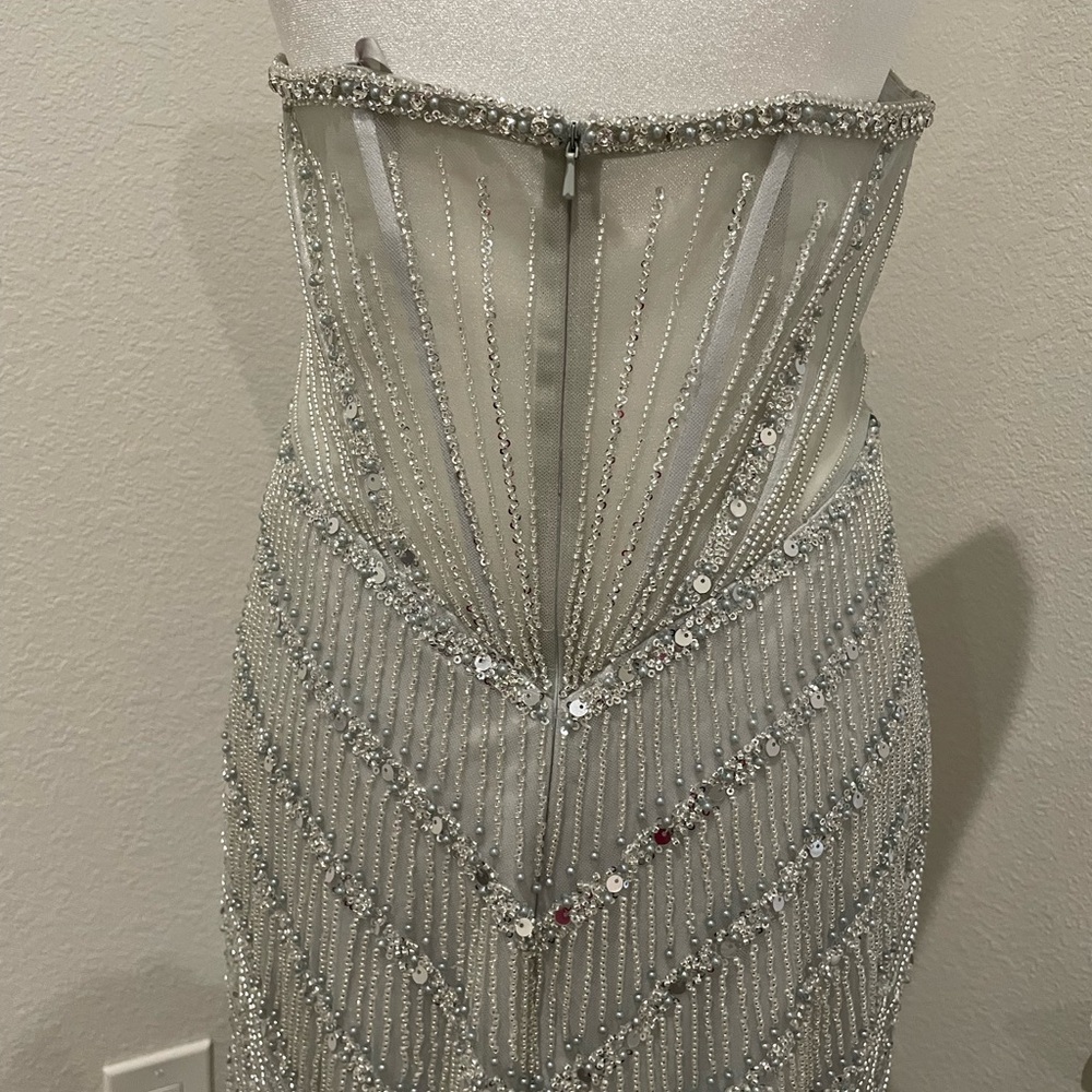 Cinderella Divine CD0216 Ladivine STRAPLESS FITTED BEADED GOWN - Picture 5 of 9